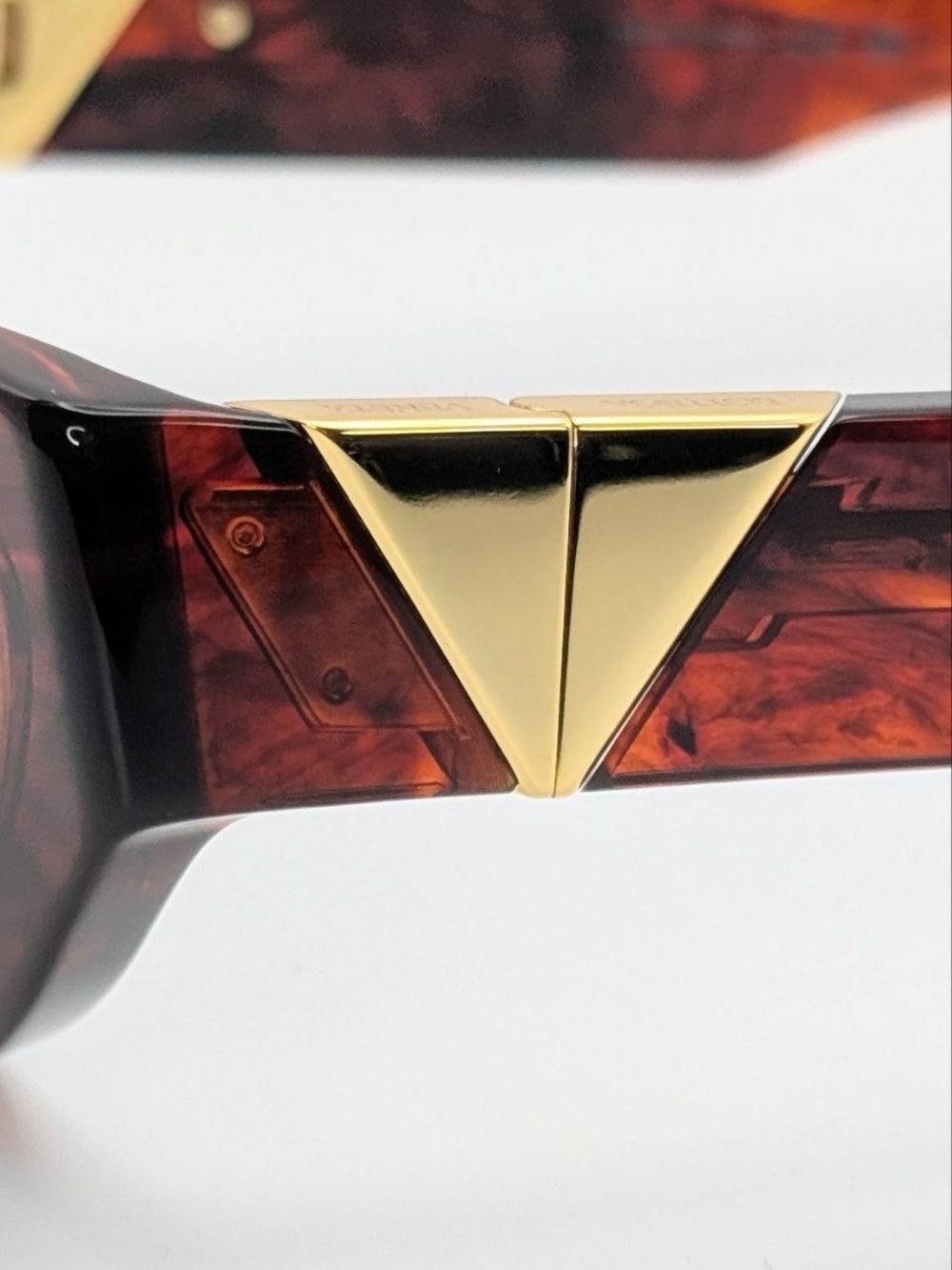 NWT Bottega Veneta Women's Cat-Eye Sunglasses in Tortoiseshell Orange Brown - Picture 11 of 13